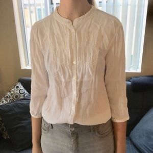 🎉 HOST PICK 🎉 Chico’s Button Down Blouse Size 2